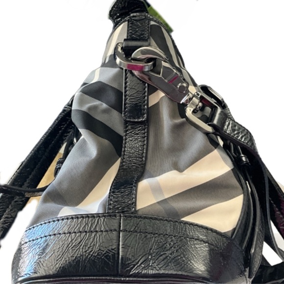 Burberry Black & Gray Beat Check Lowry Tote Convertible Crossbody - Picture 6 of 8